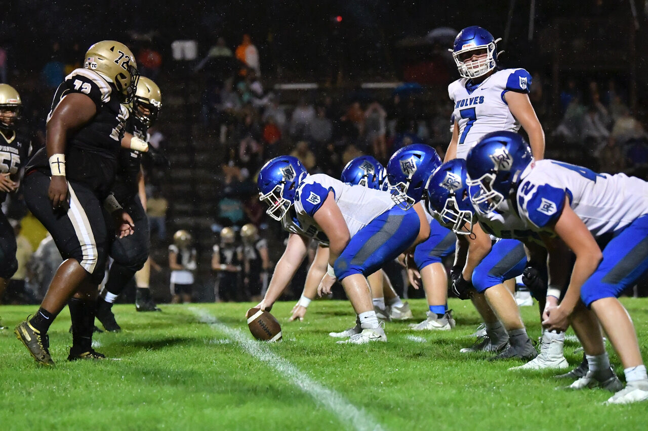 West Ridge at David Crockett varsity football